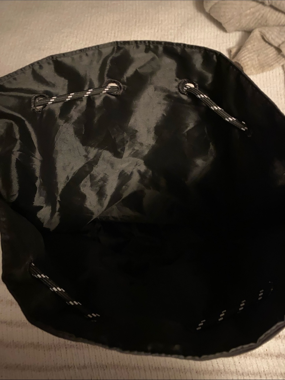 String bag - Picture 6 of 6